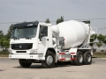 Sinotruk Howo 6 x 4混音器摄像机Con Cabinaestándar，Carro del Mezclador de Cemento，Carro del Mezclador Concreto 8 MetrosCúbicos