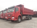 Sinotruk Howo 6 x 4 Camion-Benne Avec Cabine标准，CamionàBenne10 Roues，25吨Benne