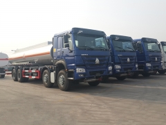 装饰式SINOTRUK HO 8x4暴龙凸轮