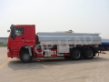 畅销中国重汽HOWO 6x4 óleo tanque caminhão, caminhão-tanque 18M 3 de combustível， óleo Diesel caminhão tanque de transporte